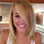 Miley cyrus szőke haj