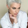 Rövid frizurák trend 2022 az 50 év feletti nők számára