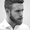Divatos frizurák férfiaknak 2022 rövid