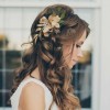Menyasszony frizura nyitott virágok