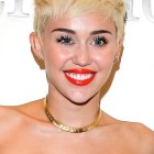 Miley cyrus frizura jelenlegi
