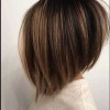 Frizurák közepes vastag hajú nők számára